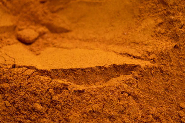 istock yellow safran powder background detail 946800104