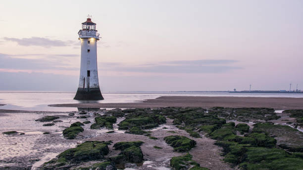 istock Sunset Perch Rock - New Brighton Wirral Merseyside 946840168