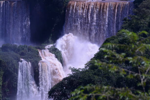 istock Minor jumps, Iguazu Falls 946854452