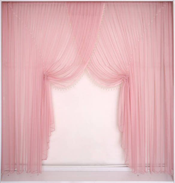 luxus-gardinen - bedroom stage stock-fotos und bilder
