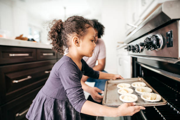 istock Celebrating Father's day with hand made cookies 946905518