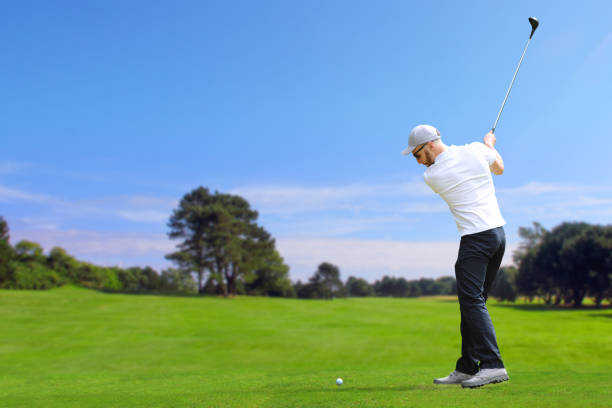 istock Golfer hit a golf ball 946931562