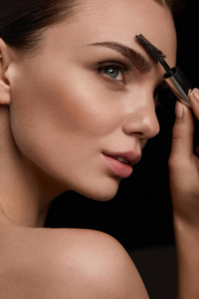 Rostro De Mujer Con Bellas Cejas Y Maquillaje Profesional Foto de stock y más banco de imágenes de Ceja - iStock Rostro De Mujer Con Bellas Cejas Y Maquillaje Profesional Foto de stock y más banco de imágenes de Ceja - iStock