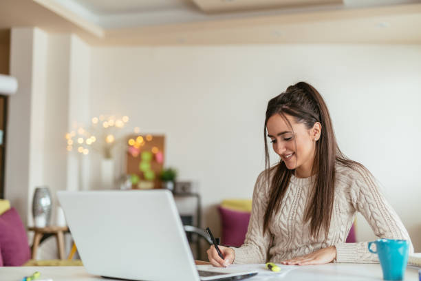 istock Businesswoman working in her offfice 947030404