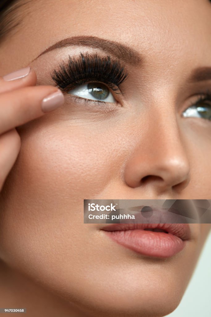 Thick Black Eyelashes Thick Black Eyelashes