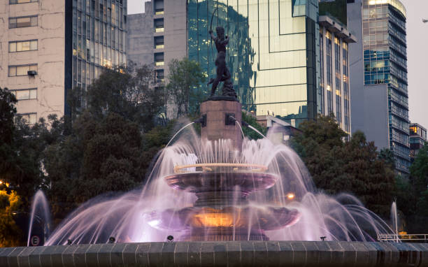istock Fountain in Mexico City 947051388