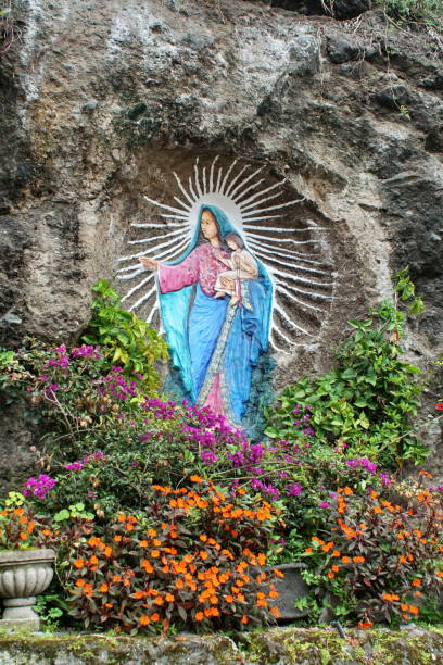 istock Small shrine on the side of the volcano 947082078