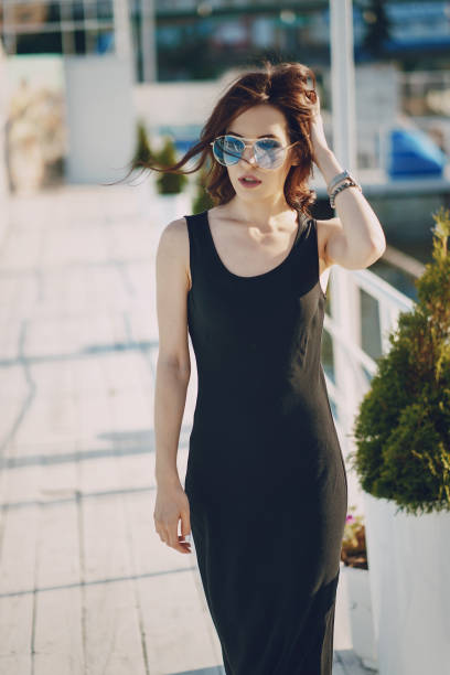 istock girl in sunglasses 947110772