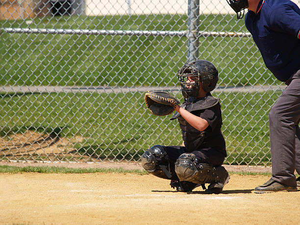 little league basebol - baseballs baseball baseball catcher catching imagens e fotografias de stock