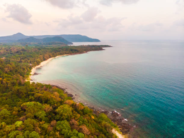 istock Scenic View Of Sea Against Sky 947178466
