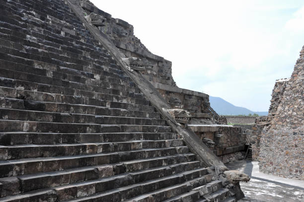 istock Mexico Teotihuacan site 947185706