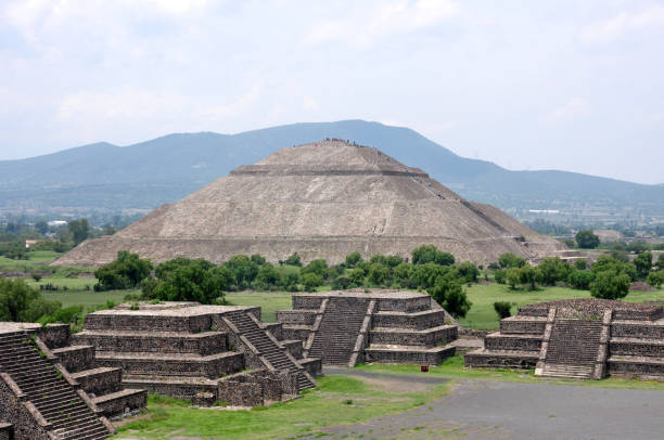 istock Mexico Teotihuacan site 947189100