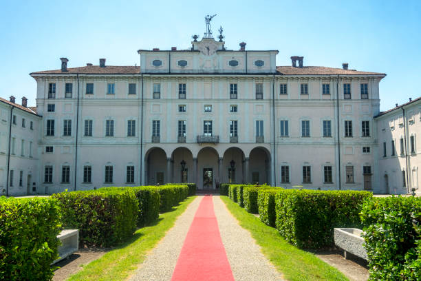 Villa Litta, historic building in Orio Litta (Lodi, Italy) Orio Litta, Italy - August 2, 2017: Orio Litta (Lodi, Lombardy, Italy): facade of the historic Villa Litta lodi italy stock pictures, royalty-free photos & images