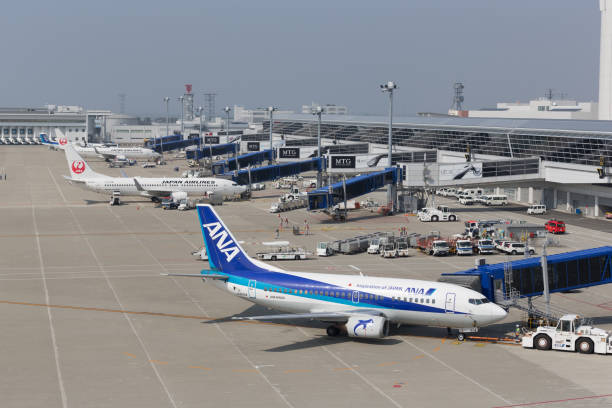 aeroporto internacional de chubu centrair no japão - chubu centrair international airport - fotografias e filmes do acervo