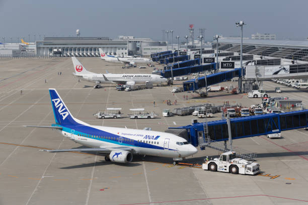 aeroporto internacional de chubu centrair no japão - chubu centrair international airport - fotografias e filmes do acervo