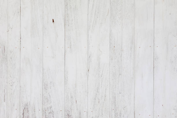 fond de blanc planche murale en bois - barn door photos et images de collection