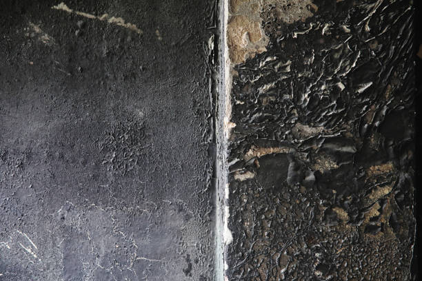 istock texture of old peeling paint 947324470