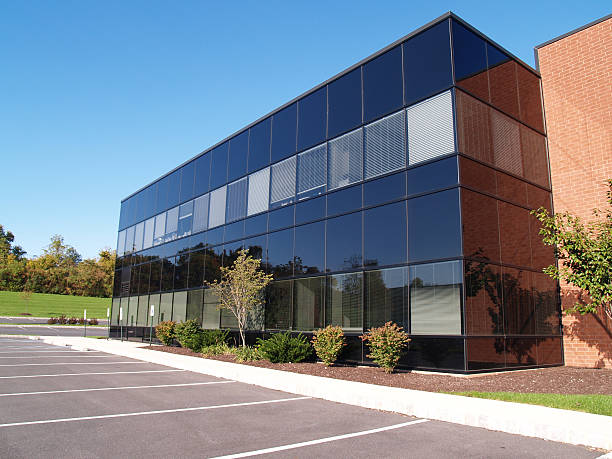 istock Small commercial building exterior 94733006