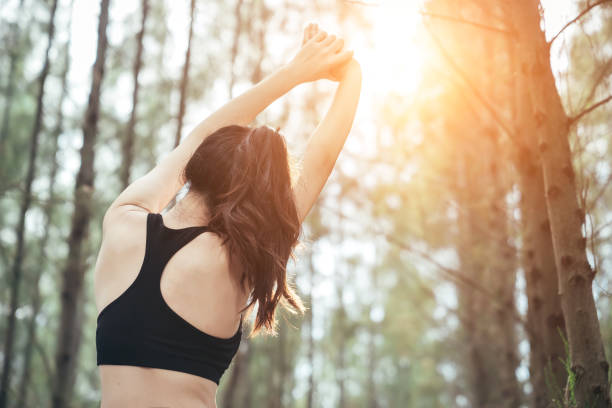 istock An Asian girl is exercise 947363694