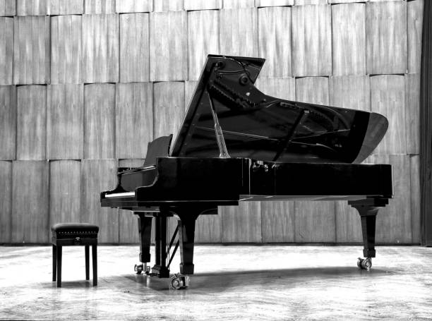 istock Piano on the stage bw 947382236