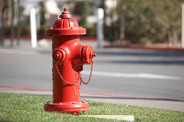 Typical american red fire hydrant fire hydrant stock pictures, royalty-free photos & images