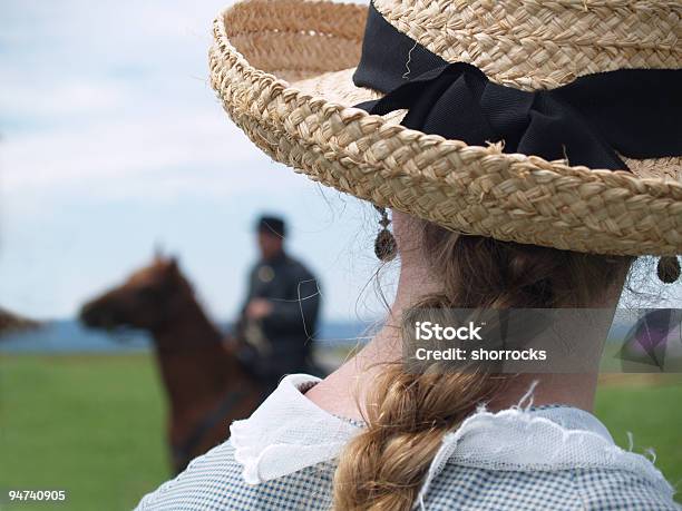 Al Volver A Casa De La Guerra Civil Foto de stock y más banco de imágenes de Adulto - Adulto, Aire libre, Alta Sociedad