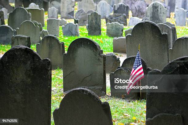 Cementerio De Interés Histórico En Boston Massachusetts Foto de stock y más banco de imágenes de Boston - Massachusetts