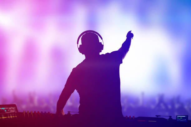 istock Charismatic disc jockey at the turntable. 947489496