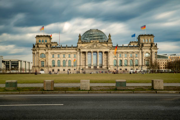 istock The German Bundestag building at long time exposure 947587514
