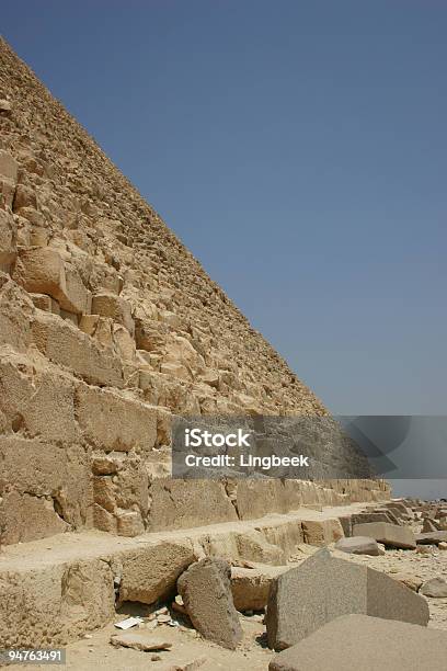 Pyramidesideview Stockfoto und mehr Bilder von Alt - Alt, Antike Kultur, Archäologie