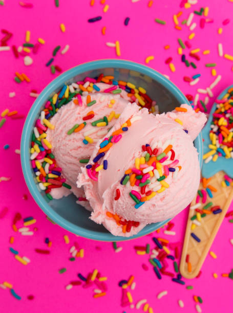 istock Bowl of Strawberry Ice Cream with Sprinkles 947676574