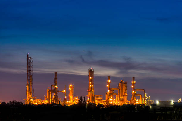 istock Oil refinery and Oil industry at sunset. Space for text 947695224
