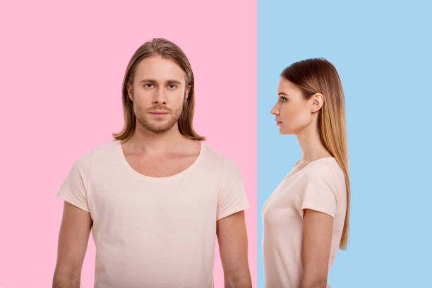 istock Young woman standing sideways and facing her boyfriend 947718356