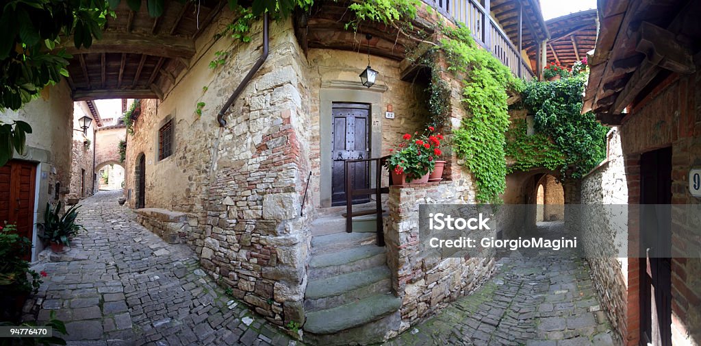 Toskanischen Dorf Montefioralle, weite Panorama - Lizenzfrei Chianti-Region Stock-Foto