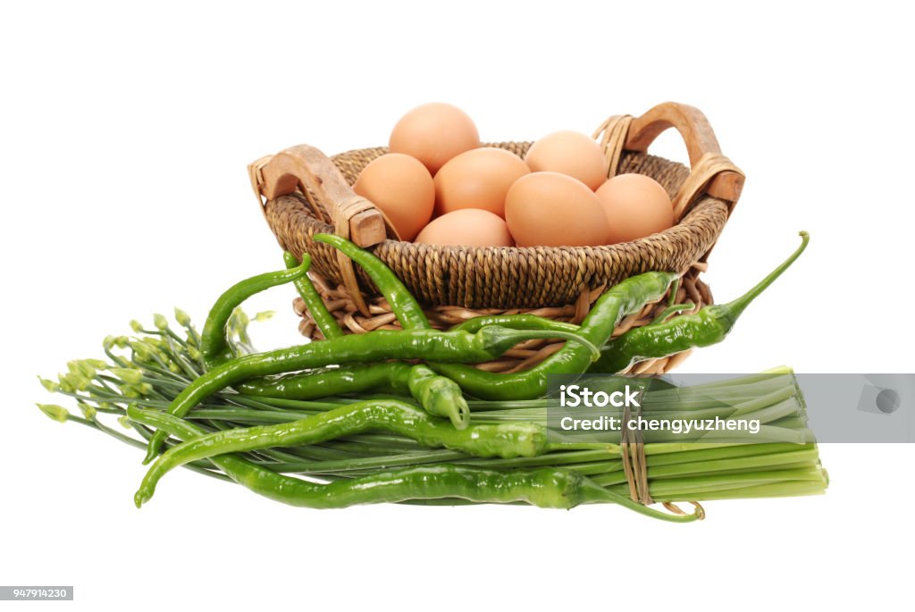 Colección De Huevos Y Verduras Separadas Sobre Un Fondo Blanco Foto de stock y más banco de imágenes de Al horno - iStock Colección De Huevos Y Verduras Separadas Sobre Un Fondo Blanco Foto de stock y más banco de imágenes de Al horno - iStock