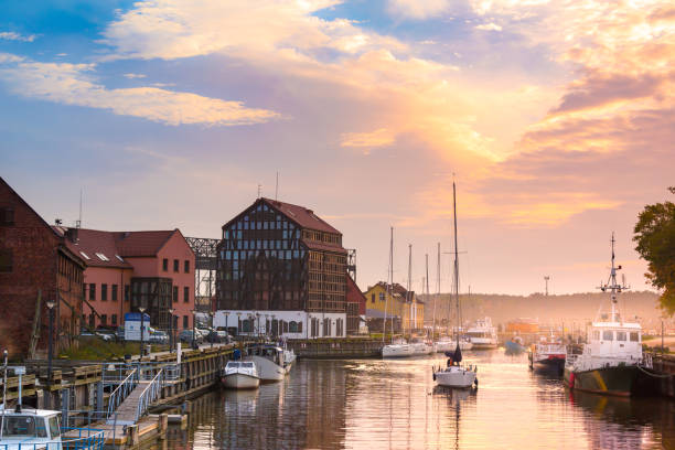 sunset in the klaipeda port, lithuania. - klaipeda imagens e fotografias de stock