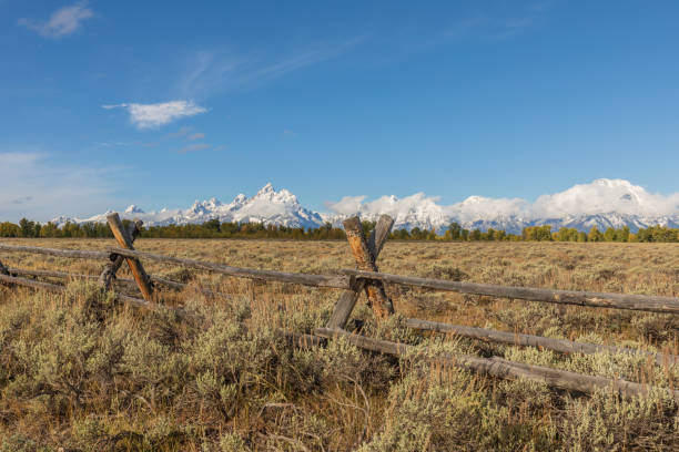 istock Autumn Landscape in the Tetons 947976524