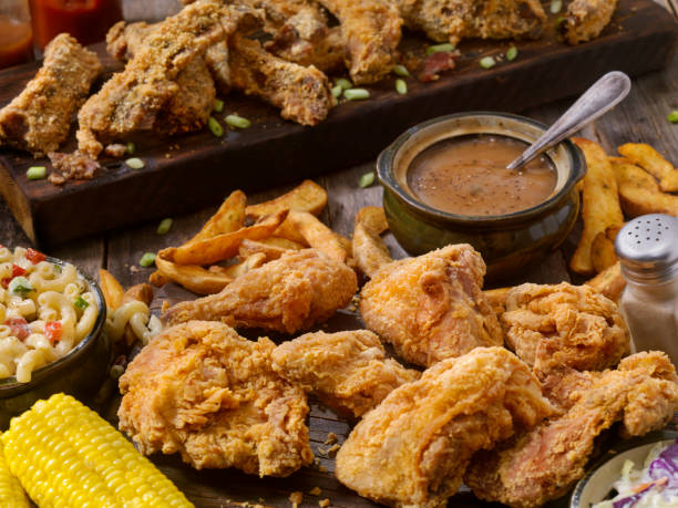 istock Fried Chicken and Country Fried Rib Feast 948251278