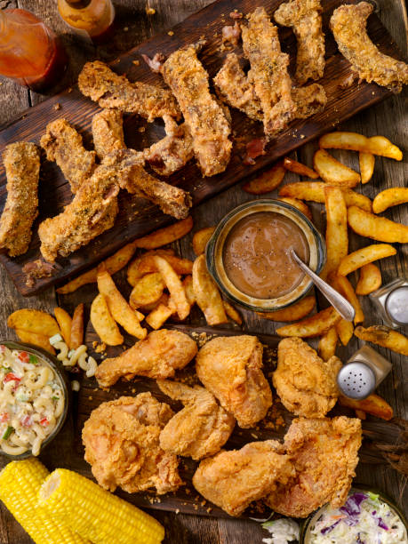 istock Fried Chicken and Country Fried Rib Feast 948256000
