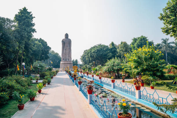 Wat Thai Sarnath Temple in Varanasi, India Wat Thai Sarnath Temple in Varanasi, India sarnath stock pictures, royalty-free photos & images