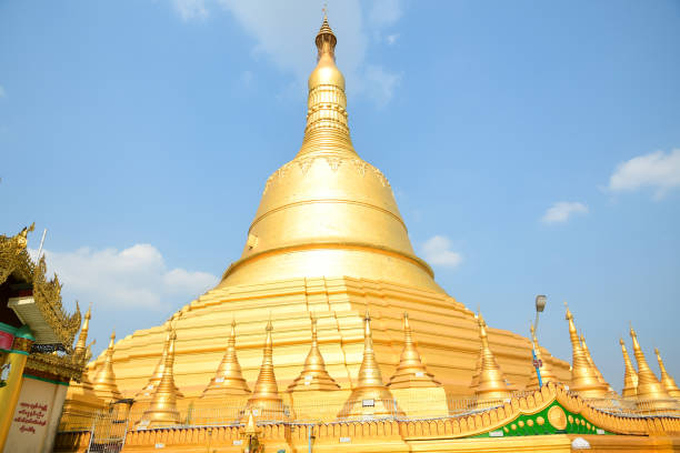 istock Shwemawdaw Pagoda 948366678