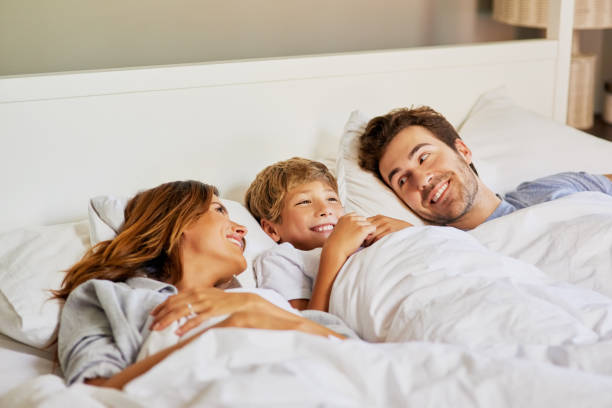 istock Making morning time family time 948443116