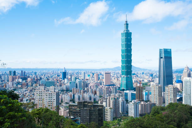 istock morning taipei city 948463412