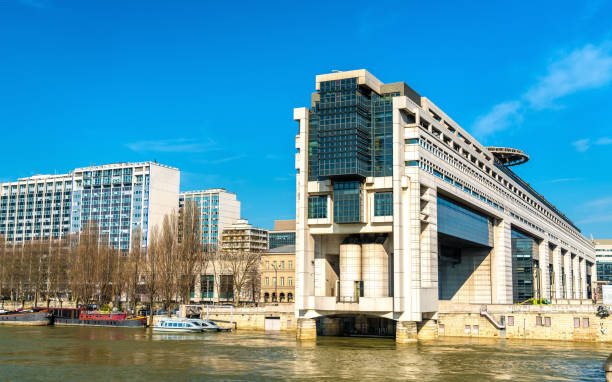 The French Ministry for the Economy and Finance in the Bercy district of Paris The French Ministry for the Economy and Finance in the Bercy district of Paris on a bank of the Seine city street street man made structure place of work stock pictures, royalty-free photos & images