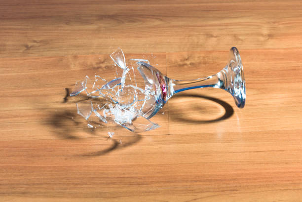 istock Breaking of a wineglass 948502322