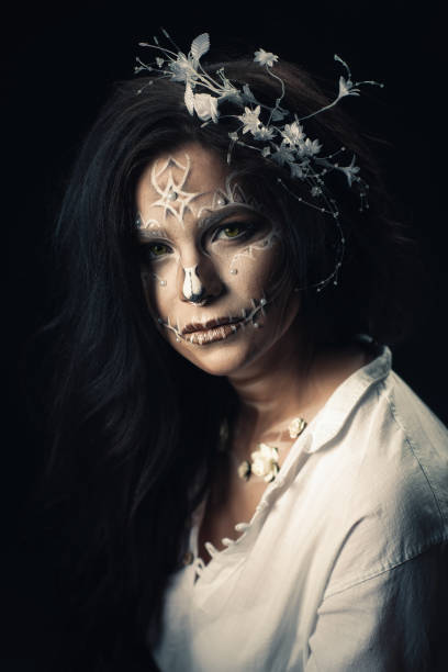 istock Girl with a stylized make-up of a dead bride 948520438