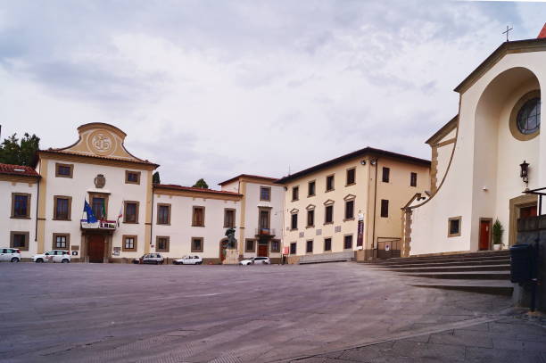 istock Vittorio Emanuele II square, Pontassieve 948532694
