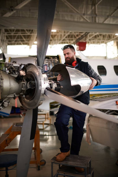istock Aircraft mechanic in the hangar 948556492