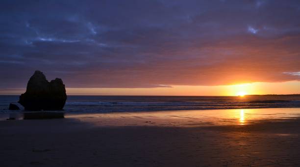 istock Sunset in the Algarve 948566562