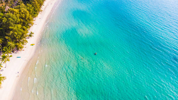 istock High Angle View Of Sea 948684560